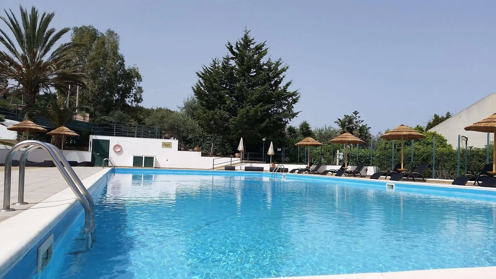 Calanica Resort Cefalù 4*,